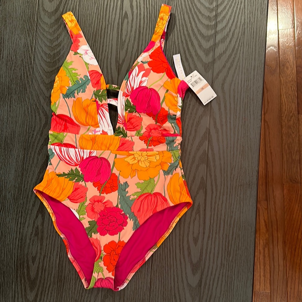 Trina Turk Swimsuit- New with tags 🌴🌴🌴🌴